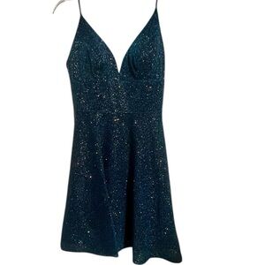 NWOT Teal Tight Sequence Short Prom Dress W/ Pockets